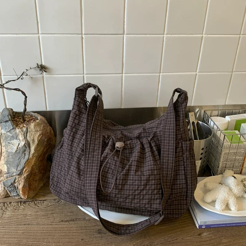 Korean Nylon Shoulder Bags Fashion Simple Plaid Zipper Tote Drawstring Pleated Cloud Bags New Commuter Crossbody Shoulder Bag
