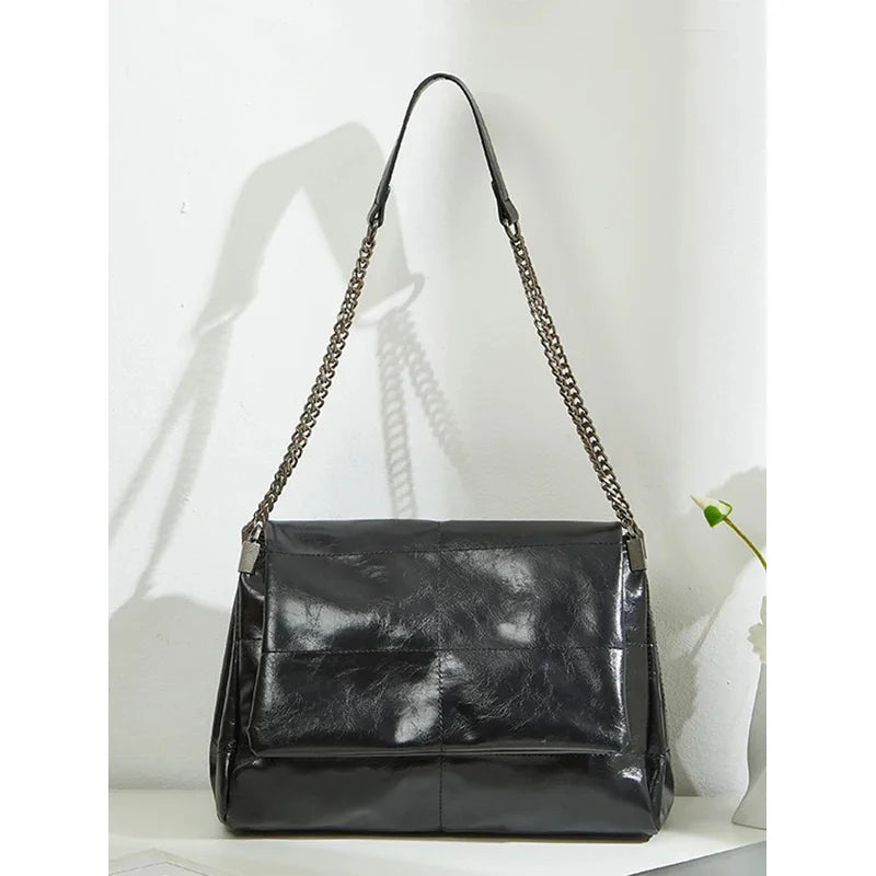 【2024 New Large Capacity Tote Bag】Women's Designer Chain Shoulder Bag - Luxury Spring Summer Commuter Purse - High-End Underarm